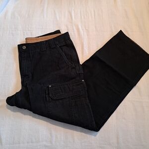 Duluth Trading Co men's size 40 x 32 black jeans, VGUC